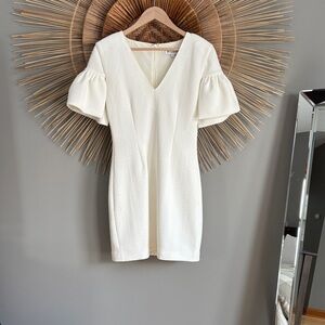 Elliatt white dress small